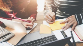 Niezbędnik studenta – co przyda się w roku akademickim?