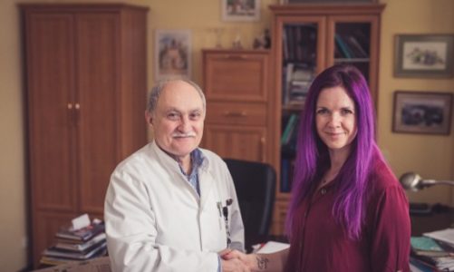 Na co dzień fotografuje niemowlaki. Będzie też wspierać podopiecznych „Obok Nas”