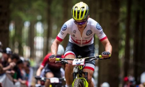 Rowerowy savoir-vivre: Jak się poruszać w miejskiej dżungli