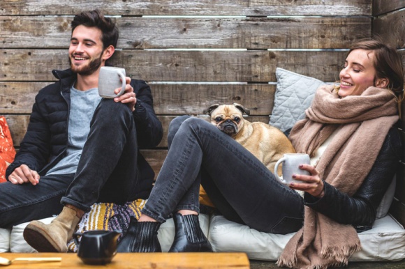Czy przeciwieństwa się przyciągają? Styl życia, LIFESTYLE - Zastanawialiście się kiedyś nad tym, jakie cechy sprzyjają udanemu związkowi? Jeśli już na początku znajomości zwrócimy uwagę na cechy osobowości i charakteru nowo poznawanej osoby, możemy zaoszczędzić sobie rozczarowań i pomóc w dokonaniu dobrego wyboru.