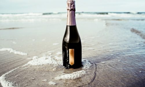 Prosecco, szampan, cava i lambrusco, czyli o winach musujących na lato