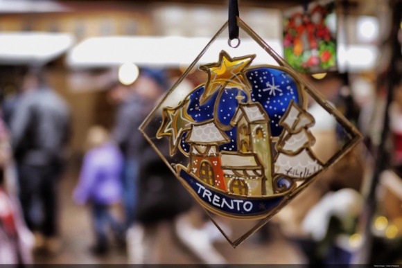 Włoskie tradycje świąteczne. Odkryj bożonarodzeniowe smaki regionu Trentino